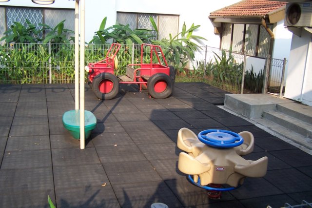 therestoftheplayground.jpg